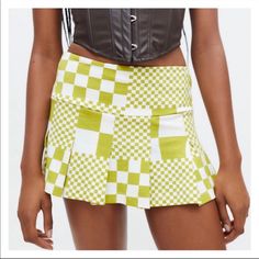 Urban Outfitters Green Checkered Skirt. Never Been Worn! Sooo Cute Just Doesn’t Fit Me. Camo Mini Skirt, White Pleated Skirt, Green Checkered, Urban Outfitters Skirt, Belted Mini Skirt, Check Skirt, Checkered Skirt, Floral Mini Skirt, Urban Outfitters Dress