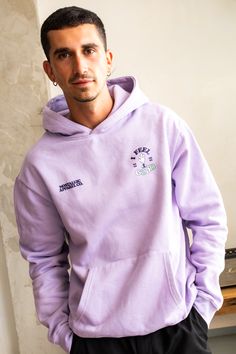 Juanpe is 183cm and wears M size. High quality 320G/M² Oversized Hoodie offwhite colour with front and back print. · French terry. 80% cotton. · Double layered hood in self fabric. · Kangaroo pocket with flatlock topstitch. Urban Cotton Hoodie With Drop Shoulder, Oversized Purple Hoodie For Streetwear, Oversized French Terry Hoodie For Streetwear, Spring Streetwear Hoodie With Drop Shoulder, Spring Drop Shoulder Hoodie For Streetwear, French Terry Crew Hoodie For Streetwear, Sporty Purple Hoodie With Graphic Print, Sporty Drop Shoulder Cotton Hoodie, Purple Cotton Sweatshirt With Kangaroo Pocket