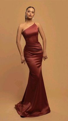 Prom Dresses That Cover Shoulders, Styles For Satin Materials, Ivory Party Dress, Simple Event Dress, One Shoulder Mermaid Dress, Fall Colored Dresses, Gowns Dresses Simple, Gorgeous Dresses Elegant, Bridesmaid Style Dresses