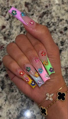 Nails 2023 Trends Tapered Square, Bougie Birthday Nails, Early 2000 Acrylic Nails, New Nail Ideas 2023, Cute Summer Nails Black Women, Super Extra Nails, Garden Nails Acrylic, Freestyle Nail Sets, 2000s Nails Acrylic Black Women