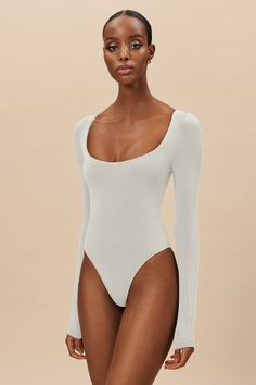 Bodysuit U-neck white - Bodssy Bridal Bodysuit, White Body Suit, Staple Wardrobe, White Bodysuit, U Neck, Mongolia, Botswana, Papua New Guinea, Staple Pieces