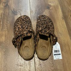 Walmart Brand Slip On Cheetah Print Shoes. New With Tags. Size 6. Womens Chacos, Black Strappy Wedges, Cheetah Print Shoes, Brown Leather Flats, Toe Post Sandals, Low Heel Sandals, Slides Women, Leather Platform Sandals, Print Shoes