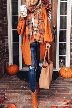 60 Outfits, Fall Outfits 2018, Plain Cardigan, Fall Fashion Coats, Fashion Preppy, Orange Cardigan, Autumn Look, Winter Stil, Long Sleeve Knit Sweaters