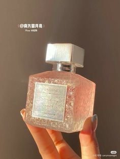 Profumo Victoria Secret, Her Perfume, Makeup Accesories, Perfume Packaging