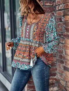 Womens Blouse Bohemian Floral Print V-Neck Long Sleeve Loose Top Boho Shirts Look Hippie Chic, Womens Basic Tops, Women Floral Blouse, Cotton Linen Pants, Boho Shirt, Loose Top, Bohemian Floral, Boho Shirts, Spring Outfits Women