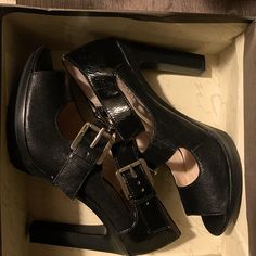 4inch Double Strapped Open Toe Michael Kors Lifted Heels. New In Box, Size 10. Black Leather. Michael Kors Heels With Buckle Closure For Formal Events, Michael Kors Formal Heels With Buckle Closure, Elegant Michael Kors Heels For Night Out, Black Heels With Buckle Closure For Formal Occasions, Michael Kors Open Toe Heels With Buckle Closure, Michael Kors Closed Toe Leather Heels, Michael Kors Leather Closed Toe Heels, Michael Kors Leather Open Heel Heels, Michael Kors Black Heels For Party