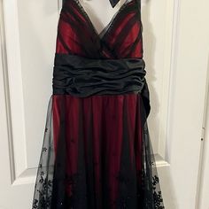 Nw/Ot - Fun Homecoming/ Party Dress - Never Worn Black Evening Dress For Holiday, Black Holiday Prom Dress, Black Dress For Formal Holiday Events, Black Formal Dress For Holiday, Dressy Black Holiday Dress, Black Sleeveless Evening Dress For Holiday, Evening Holiday Dress, Brand Party, Homecoming Party