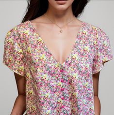 Liberty print womens blouse Liberty fabric  collar matching buttons  Special occasion or just casually paired with jeans 100%cotton lawn fabric Returns:  I'm unable to accept returns I'm afraid, however I am more than happy to answer all of your questions prior to your purchase. Please feel free to message me. Patterned Floral Print V-neck Top, Casual V-neck Top With All Over Print, Trendy V-neck Blouse With Graphic Print, Multicolor V-neck Tops With Ditsy Floral Print, Summer V-neck Blouse With Ditsy Floral Print, Ditsy Floral Print Cotton Blouse, Summer V-neck Blouse With Graphic Print, Cotton Blouse With Ditsy Floral Print, Spring Printed V-neck Tops