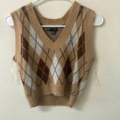 Never Worn Vest, Small, White And Brown Dark Academia Outfit Vest, Sweater Vest Brown, Brown Sweater Vest, Vintage Sweater Vest, Brown Jumper, Corduroy Vest, Cute Vest, Argyle Sweater Vest, Brown Vest