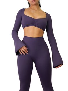 Elastane Long Sleeve Activewear, Long Sleeve Elastane Activewear For Gym, Sporty Long Sleeve Activewear, Elastane, Fitted Long Sleeve Elastane Activewear, Long Sleeve Activewear For Workout, Compression Long Sleeve Activewear, Compression Long Sleeve Activewear In Elastane, Fitted Long Sleeve Top For Fall Workout, Long Sleeve Elastane Sportswear Tops