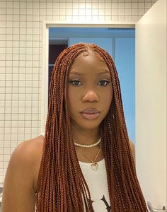 350 Box Braids Color Mixed, Knotless Box Braids 350 Color, Colourful Knotless Braids, Braids Hair Color For Black Women, Small Knotless Box Braids Ginger, Two Colour Box Braids, Coloured Knotless Braids For Black Women, Ginger Hair Box Braids, Small Ginger Braids