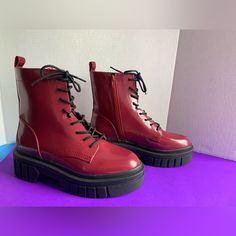 Guess Forster Chelsea Combat Moto Boots Red Burgundy Lace Up Patent Leather Size 9m New Burgundy Lace, Red Burgundy, Guess Shoes, Moto Boots, Burgundy Red, Patent Leather, Chelsea, Lace Up, Boots