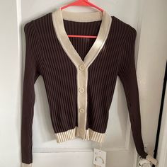 Coffee Colored V-Neck Long-Sleeve Shirt. This Top Is So Cute And Unique. New With Tags! Retro Beige V-neck Top, Trendy Brown V-neck Cardigan, Cream V-neck Top For Fall, Outfit References, Coffee Colour, V Neck Sweater, Colorful Sweaters, Vneck Sweater, So Cute