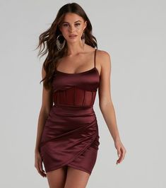 50+ Hoco Dresses That Are Sure To Stun; burgundy dress outfit! This includes unique hoco dresses short, cute hoco dresses, hoco dresses Inso, hoco dress tight, hoco dresses 2022, hoco dress short, hoco dress ideas, hoco dresses aesthetic, homecoming dresses 2022, homecoming dresses short, homecoming dress ideas & more! This also includes formal dresses, hoco dress unique, homecoming dresses senior, homecoming dresses pretty, semi formal dress! #hocodresses #homecomingdresses #hocodressescute Corset Outfits, Dress Paris, Satin Corset, Corset Mini Dress, Long Midi Dress, Short Mini Dress, Corset Style, Black Maxi Dress