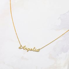 "D E S C R I P T I O N Script Name Necklace * Material: High Quality Solid 925 Sterling Silver * Dimensions: Depending on your font choice, height sizes range from 30 mm to 40 mm lowercase. * Finish: Sterling Silver ∙ 18K Gold ∙ Rose Gold ∙ * All our jewelry is custom made by hand with Love and Care in our workshop * The length option is the TOTAL chain length . If you order an 40 CM plus a 3cm extesnsion\" 1\" extension * All items are nicely packaged ready to gift in elegant jewelry boxes. * I Birthday Gift Best Friend, Gift Best Friend, Family Necklace, Gold Name Necklace, Jewelry Bridesmaid, Silver Chain Style, Valentines Day Gifts For Her, Name Jewelry, Custom Name Necklace