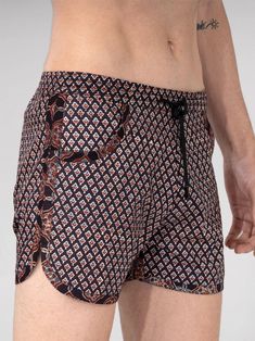 Love motifs like us? Then you’ll adore the Mahi shorts with their prints-on-prints. Our take on the ‘80s mammoth dolphin shorts trend is snug and stylish, with a contrasting trim with print. Be stylishly ready for any activity. Styling: Dolphin Style Sizing: Regular fit, 3.5” inseamThe model is 6' and is wearing a size S. Our waist sizes compare to H&M and other retail brands. Size Waist measurement XS 28-29 inches S 30-31 inches M 32-33 inches L 34-35 inches XL 36-37 inches Material: 100% natur Dolphin Shorts, Contrasting Trim, Mahi Mahi, The 80s, Dolphins, Printed Shorts, Block Print, Short Dresses, H&m