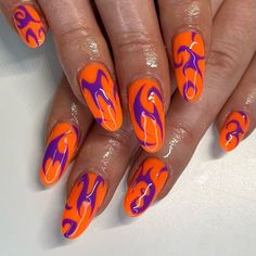 Neon Orange Nails, Orange Nail Art, Orange Nail Designs, Retro Nails, Neon Nails, Cat Kuku, Orange Nails, Heart Nails, Fire Nails