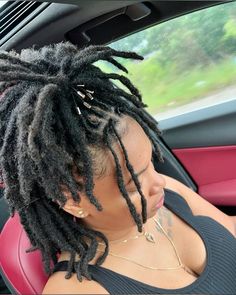 locs. Loctician Aesthetic, Layered Locs, Loc Hairstyles For Black Women, Loc Styles Medium, Dreadlocks Styles, Natural Locs, Natural Dreads, Micro Locs