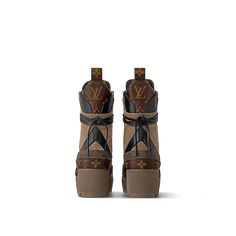 LOUIS VUITTON® - Laureate Platform Desert Boot - Beige Louis Vuitton Desert Boots, Laureate Platform Desert Boot, Laureate Platform, Micro Bags, Louis Vuitton Official Website, Slouchy Bag, Heart Shoes, Desert Boot, Trunk Bag