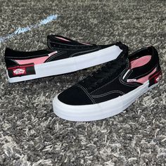 New Vans Slip-On Cap Color: Black/ Pink Icing Size: 9 Mens 10.5 Womens *Box Included* *Rare And Unique Pair Of Vans!!! *Please Feel Free To Ask Any Questions!!! *Ships Same Day Or Next!!!! The Men's Slip-On Cap Sneakers Deliver A Unique Style Unlike Any Other. Canvas/Suede Upper Slip-On Rubber Outsole Shoelaces Pink Icing, New Vans, Vans Slip On, Vans Black, Vans Sneakers, Black Sneakers, Mens Vans, Vans Shoes, Leg Warmers