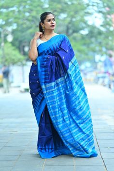 Ikkat Saree, Blue Flower, Blue Flowers, Silk Sarees, Weaving, Navy Blue, Saree, India, Silk