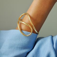 Details: GOLD FILLED RHODUIM Gold Bracelet Cuff, Toggle Bracelet, Jewelry Lookbook, Silver Cuff Bracelet, Love Bracelets, Fashion Advice, Pretty Things, Cuff Bracelet, Diamond Bracelet