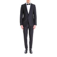 Hey there. Looking for a tailored tuxedo that mixes sophistication with a touch of relaxed elegance? This one's crafted by Italian masters and will have you turning heads at any special occasion or just a regular day out. Crafted with quality raffia in a timeless black hue Features structured peaked lapels for a touch of luxury Single-breasted design for classic styling and comfort Perfect for both formal gatherings and elegant nights out Made in Italy | Dolce & Gabbana Men's Single Breasted Raf Dolce Gabbana Jacket, Master Tailor, Men Coats, Raincoat Jacket, Vintage Blazer, Leather Cap, Mens Fall, Dolce And Gabbana Man, Blazers For Men