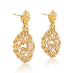 Shop the Intricata Earring, Pavé Diamond from Micah Antoni. Crafted from luxurious, recycled 18K yellow gold and adorned with brilliant-cut pavé diamonds. Exquisite Evening Diamond Earrings With Pave Setting, Exquisite Diamond Earrings With Pave Setting For Evening, Pierced Yellow Gold Diamond Earrings, Exquisite Pierced Diamond Earrings, Luxury Bridal Drop Earrings With Pave Setting, Elegant Yellow Gold Diamond Earrings For Evening, Exquisite Earrings With Pave Setting For Evening, Fine Jewelry Bridal Earrings With Pave Setting For Evening, Evening Diamond Earrings With Intricate Design