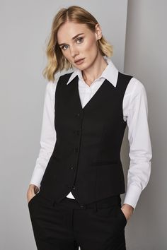 Semi Formal Mujer, Women's Waistcoat, Ropa Semi Formal, Waistcoat Outfit, Womens Waistcoat, Vest Outfits For Women, Black Waistcoat, Waistcoat Woman, Prom Outfits