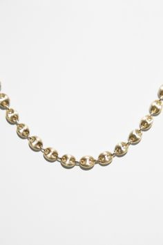 This iconic Modern Gucci link necklace made from 14K gold adds an element of being classically vintage while including it with other popular pieces. This necklace would be a great layering piece and stands out alone. 18-inch length 14K Brushed Yellow Gold Made in Italy Original Card, Link Necklace, Layering Pieces, Clean Beauty, Sale Items, Jewelry Gifts, Chain Necklace, Gucci, Yellow Gold