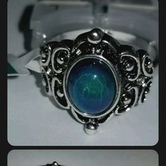 Oval Mood Ring Bohemian Changing Colors Sizes 7, 8, And 9 Available Comes With Color Chart Of Moods Sizes: Small (7) Medium (8) Large, (9) Brand New Mood Ring Color Chart, Stone Settings Jewelry, Mood Rings, I Am Blue, Mood Ring, Fashion Aesthetics, Bohemian Rings, Color Ring, Stone Settings