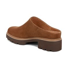 Fairfax Clog Mule Comfortable Leather Footbed Clogs For Fall, Casual Workwear Clogs With Textured Sole, Trendy Slip-on Clogs With Lug Sole, Comfortable Textured Clogs For Fall, Cushioned Slip-on Clogs For Fall, Slip-on Clogs With Cushioned Footbed For Fall, Fall Slip-on Clogs With Cushioned Footbed, Casual Lug Sole Mules For Spring, Modern Clogs With Lug Sole And Round Toe