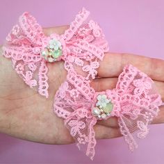 🌸These beautiful lace bows are the perfect hair accessory for girls, kids for any dressy occasions or for every day! This accessory will emphasize your individuality and make you irresistible! 📏SIZE - 8x6 cm (3,15x2,36 in) 🔍MATERIALS -Lace -Rhinestone -This accessory is available in 1 color. We can make this accessory in any color, write to us via Etsy message or via our mail ladyvizar@gmail.com and we'll make it faster for you ❗️FINISH OPTIONS This accessory is on the Elastic These flowers will look wonderful on other finishes: -Alligator clip -Headband -French barrette -Hair hoop ✔️HOW TO CARE  -If the item arrived bruised, hold it over the steam and shape it with your hand 📦PROCESSING & SHIPPING TIME -Our processing time is 1-5 business days, but we do our best to ship within 24-48 Cute Hairclips, Small Hair Bows, Kawaii Hair, Bows Pink, Pink Hair Bows, Kawaii Hairstyles, Bows Hair, Bow Hair Accessories, French Barrette