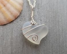 Aloha! These design shows my love for this beautiful island of Hawaii.This item will be made to order and shipped directly from Hawaii.This is a sea glass pendant with a tarnish resistance silver plated chain necklace.The chain is a 20 inches long (can be customized from 30 inch down to any length if you leave me a note with the order for the preferred length) with a lobster claw catch. This handmade in Hawaii jewelry gift is from cultured sea glass that are specially formed into its shape for j Ocean Earrings, Hawaii Jewelry, Beachy Jewelry, Sea Glass Bracelet, Hawaiian Jewelry, Beach Necklaces, Unique Beach, Sea Glass Earrings, June Birthstone Jewelry