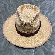 Brand New With Tags Brixton Straw Hat. Adjustable Size L (7 1/2) Dark Brown Hat Band. Beige Flat Brim Hat For Outdoor, Travel Fedora With Upf 50+ In Brown, Beige Panama Hat For Outdoor, Brown Flat Brim Panama Hat With Upf 50+, Brown Wide Brim Panama Hat For Outdoor, Classic Brown Wide Brim Panama Hat, Beige Panama Hat With Short Brim For Outdoor, Beige Panama Hat For Outdoor With Short Brim, Western Brown Panama Hat For Travel