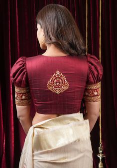 Closed Back Blouse Designs, Banasari Saree Blouse Design, Puff Sleeve Blouse Indian Saree, Puff Blouse Designs, Silk Blouse Designs Indian, Sleeves Design For Blouse, Puff Sleeve Blouse Indian, Motive Design, Plain Blouse Designs