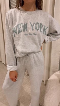 New York Crewneck-Sweatshirts-Krush Kandy, Women's Online Fashion Boutique Located in Phoenix, Arizona (Scottsdale Area) Oversized Crewneck Outfit, New York Crewneck, Crewneck Outfit, Outfits New York, New York Sweatshirt, Cute Crewneck, Oversized Crewneck, Fleece Sweatshirt, Cozy Sweatshirts