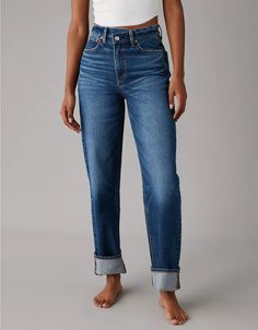 AE Strigid Super High-Waisted Baggy Straight Jean Smart Casual Work Outfit Women, Ultra High Waisted Jeans, Business Casual Jeans, Straight Jeans Outfit, Jeans For Tall Women, Jeans Outfit For Work, Smart Casual Work Outfit, Casual Work Outfits Women, Jeans Outfit Casual