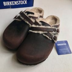 Rare Birkenstock Blair Shearling Lined Brown Oiled Clog. Eu42 Narrow Fit,Woman Size 11 Men10 Brand New In Box. Winter Leather Footbed Slip-on Clogs, Winter Slip-on Clogs With Leather Footbed, Shearling Slip-on Clogs With Removable Insole, Winter Brown Closed Toe Clogs, Winter Brown Clogs With Cushioned Footbed, Winter Clogs With Cushioned Footbed And Round Toe, Shearling Clogs With Leather Footbed Slip-on, Shearling Slip-on Clogs With Leather Footbed, Casual Sheepskin Slip-on Clogs