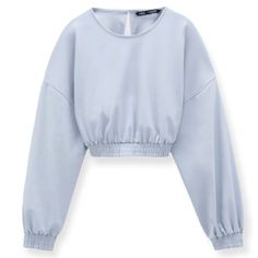 Zara Neoprene Effect Sweatshirt Blue Long Sleeve Elastic Hem Crop Top Keyhole Back Size-Women’s Us S Measurements (Approx.) Length-15.5" Shoulder-Shoulder-24.5" Pit-Pit-20" Sleeve-19.5" -77% Nylon, 33% Elastane -Condition -Nwt Ts-2164 - Date Night, Business Casual, Party, Club Wear, Feminine, Trendy, Oversized, Athleisure, Workout Solid Light Blue Top For Spring, Light Blue Solid Color Top For Spring, Blue Relaxed Fit Trendy Crop Top, Blue Relaxed Fit Crop Top, Blue Trendy Relaxed Fit Crop Top, Casual Blue Solid Color Sweatshirt, Blue Solid Color Sweatshirt For Fall, Light Blue Long Sleeve Solid Color Top, Fall Blue Solid Color Sweatshirt