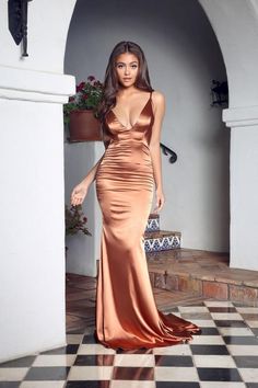 Open Back Prom Dress with Deep V Neckline Backless Evening Gowns, Backless Evening Dress, Backless Prom Dresses, Evening Dress Fashion, Evening Party Dress, V Neckline, Long Prom Dress, Dress Party, Evening Dresses Prom