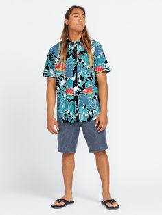 Breezy does it with the men's Leaf Pit short sleeve shirt. Channeling vacation vibes with inky tropical floral cutouts crafted in lightweight cotton-viscose for a soft and fluid feel. Complete with chest pocket, button front, and Volcom woven logo. - 
 - 55% Cotton / 45% Viscose plain weave
 - Classic fit
 - Patch chest pocket
 - Woven label
 - Stone embroidery
 - Custom logo buttons Casual Camp Shirt With Floral Print And Relaxed Fit, Spring Hawaiian Shirt With Hibiscus Print In Cotton, Spring Cotton Hawaiian Shirt With Hibiscus Print, Casual Relaxed Fit Hawaiian Shirt For Spring, Black Hawaiian Shirt For Spring And Summer, Casual Hawaiian Shirt With Floral Print, Relaxed Fit, Casual Cotton Hawaiian Shirt For Spring, Black Hawaiian Shirt For Spring, Casual Shirt With Hibiscus Print For Spring