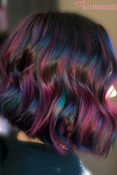 Oil Slick Hair Color, Oil Slick Hair, Hidden Hair Color, Rambut Brunette, Rainbow Hair Color, Multi Colored Hair, Girl Haircut, Hair Techniques, Winter Hair Color