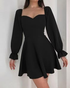 Prom Dresses Elegant, Fest Outfits, Black Dresses Classy, Cute Short Dresses, Cute Dress Outfits, Short Homecoming Dress, Black Short Dress, Dressy Outfits, One Piece Dress