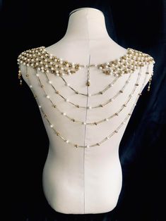 Gold Beaded Pearl Necklace For Evening, Gold Pearl Body Jewelry With Pearl Chain, Gold Pearl Body Chain For Party, Gold Pearl Body Jewelry For Party, Gold Pearl Body Chain For Wedding, Gold Pearl Body Chain, Party Gold Body Chain With Pearls, Gold Beaded Body Chain For Evening, Gold Pearl Chain Body Jewelry For Wedding