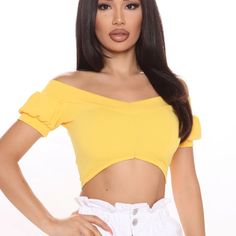 You're Off The Shoulder Top - Yellow & Black Available In Black And Yellow Off Shoulder Slight Puff Sleeve Cropped Stretch 95% Polyester 5% Spandex Made In Usa Brand New, Never Been Worn Smoke / Pet Free Home Please Let Me Know What Color You Would Like Yellow Cropped Stretch Tops, Yellow Stretch Short Sleeve Crop Top, Yellow V-neck Crop Top For Day Out, Yellow Crop Top For Day Out, Fitted Neon Yellow Tops, Yellow Stretch Crop Top, Trendy Yellow Crop Top For Day Out, Chain Tank Top, T Shirt Knot