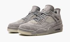 Air Jordan 4 Retro Kaws Sample "Kaws Sample" – WOWJAY Kaws X Jordan, Vapour Max Nike, Nike Air Jordan Shoes, Nike Sacai, Jordan 9 Retro, Unique Sneakers, Jordan 8, Womens Air Jordans, Nike Air Jordans