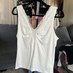 Nwt Cupshe Lace Front Cami/Tank Top Sz M. Stretchy Feminine White Tank Top, White Stretch Feminine Tank Top, Feminine Stretch Tank Top For Daywear, White Tank Top With Lace Trim, White Feminine Tank Top, Day Out Tank Top With Lace Trim, Feminine Stretch Tank Top, Tank Top With Lace Trim For Day Out, Feminine Tank Top With Lace Trim