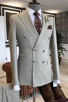 Looking for the best collection of Reg Formal Light Gray Small Plaid Peaked Lapel Double Breasted Business Suits For Men with affordable price? Shop Light Coffee Peaked Lapel men's blazers at Allaboutsuit with free shipping available. Business Suits For Men, Husband Fashion, Prom Men, Light Grey Suits, Men's Business Suits, Suits Prom, Suits Men Business, Girls Dress Shop, Mode Costume