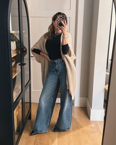 The Sister Studio, Sister Studio, Wide Leg Jeans Outfit, Feminine Outfit, Fashion Lookbook, Business Casual Outfits, Mom Style, Everyday Outfits